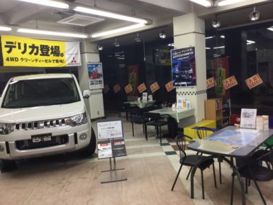 展示車がゴソっと変わりました。模様替えもしました。