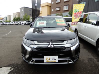 中古車情報☆アウトランダーPHEV