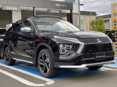 苫小牧店【エクリプスクロスPHEV】予約注文受付中！