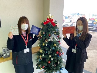 苫小牧店 クリスマスプレゼント ありがとうございます 苫小牧店blog 北海道三菱自動車販売株式会社 札幌及び道央地域の三菱自動車 新車 中古車販売会社