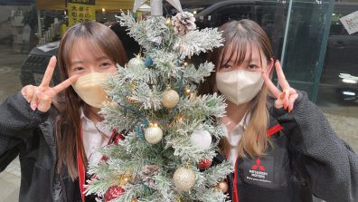 サンタもひげの白染め準備中🎅